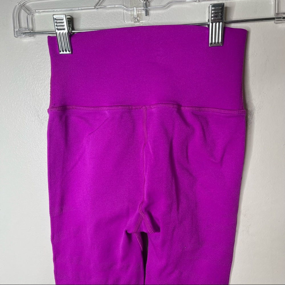 FABLETICS Sculptknot High Rise Barbiecore Leggings - Picture 11 of 14